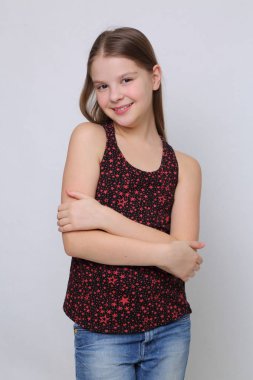 Avrupa beyaz genç kız portresi stüdyo