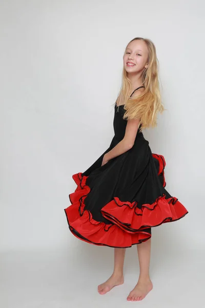 Studio Image Tanečnice Flamenca Skákání Tanečník Pohybu — Stock fotografie