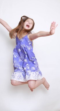 Stüdyo imge-in duygusal küçük kız