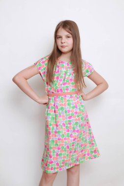 Stüdyo imge-in duygusal küçük kız