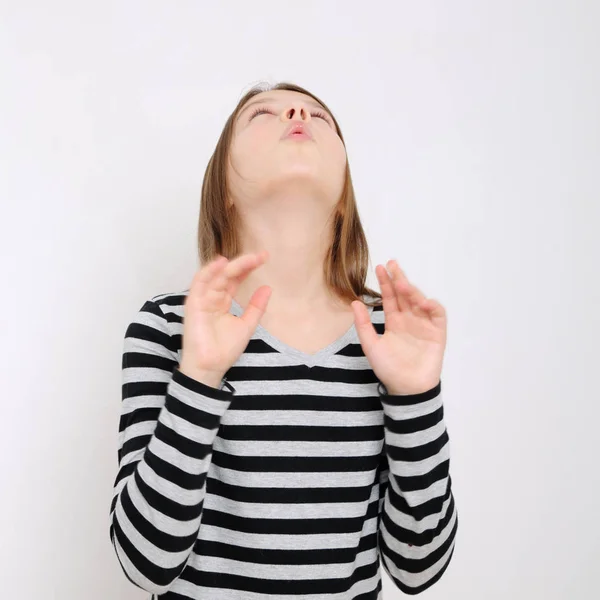 Studiobild Von Schönen Emotionalen Kaukasischen Teenie Mädchen — Stockfoto