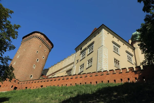 Krakow Polónia Agosto 2017 Wawel Hill Com Catedral Castelo Complexo — Fotografia de Stock