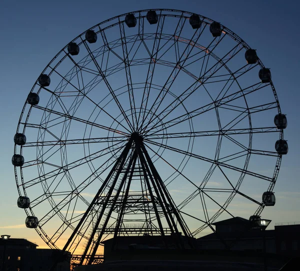 Revue Des Roues Attraction Sur Parc Sotchi Heure Été Soir — Photo