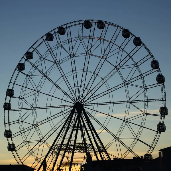 Revue Des Roues Attraction Sur Parc Sotchi Heure Été Soir — Photo