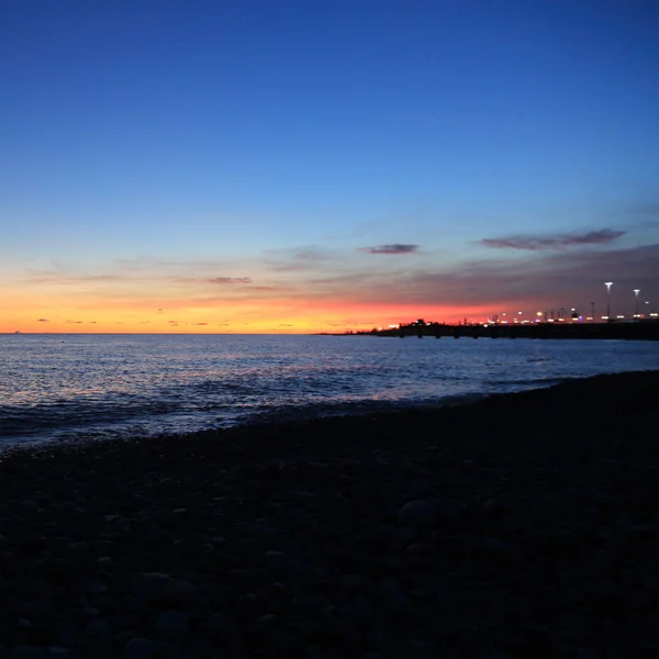 Pôr Sol Verão Sobre Mar Negro Beira Mar Sochi Federação — Fotografia de Stock