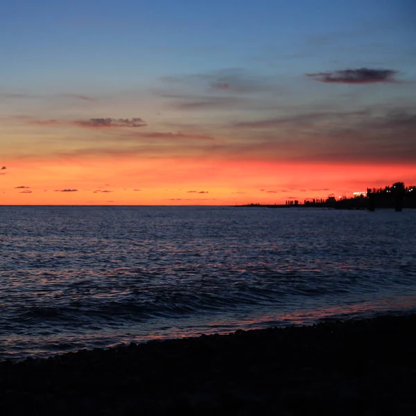 Pôr Sol Verão Sobre Mar Negro Beira Mar Sochi Federação — Fotografia de Stock