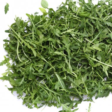 Organik yeşil ve taze roka (rucola veya rukola)