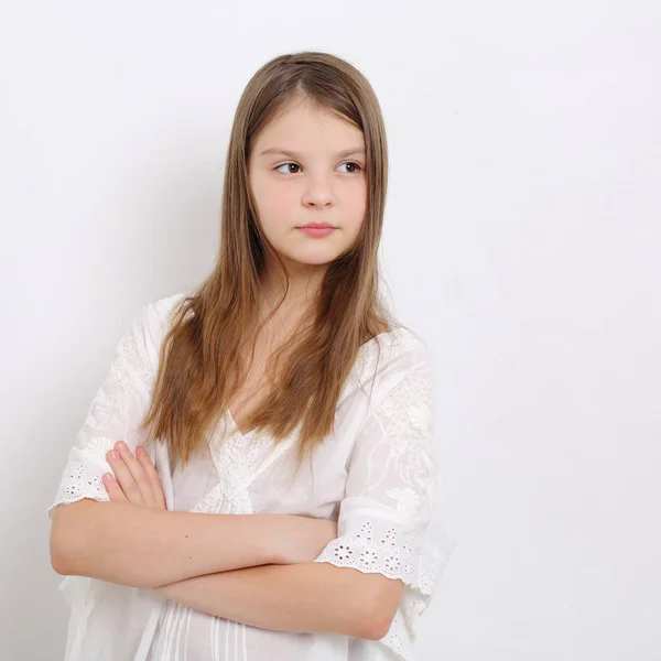 Studiobild Von Schönen Emotionalen Kaukasischen Teenie Mädchen — Stockfoto