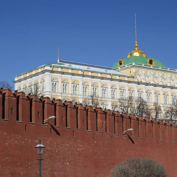Utomhus Syn Kreml Detaljer Från Bakgrund Kremlevskaya Vallen Solig Dag — Stockfoto