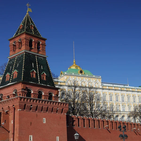 Utomhus Syn Kreml Detaljer Från Bakgrund Kremlevskaya Vallen Solig Dag — Stockfoto