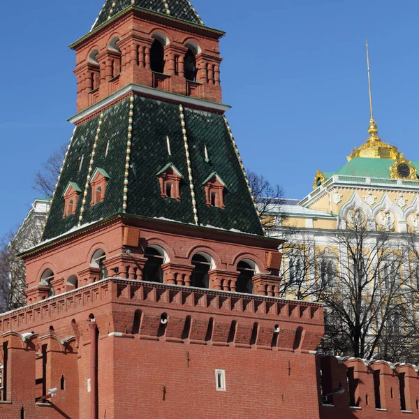Vue Extérieure Sur Kremlin Détails Depuis Fond Remblai Kremlevskaya Début — Photo