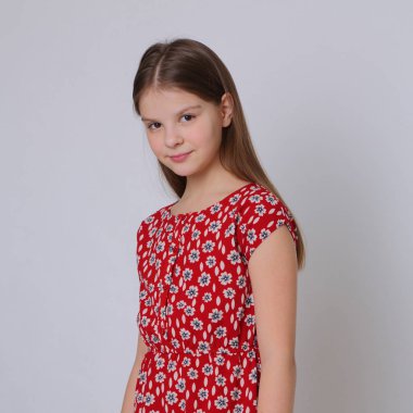 Avrupa beyaz genç kız portresi stüdyo