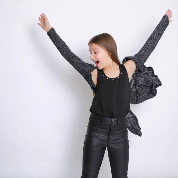Teen Girl Posing Camera — Stock Photo, Image