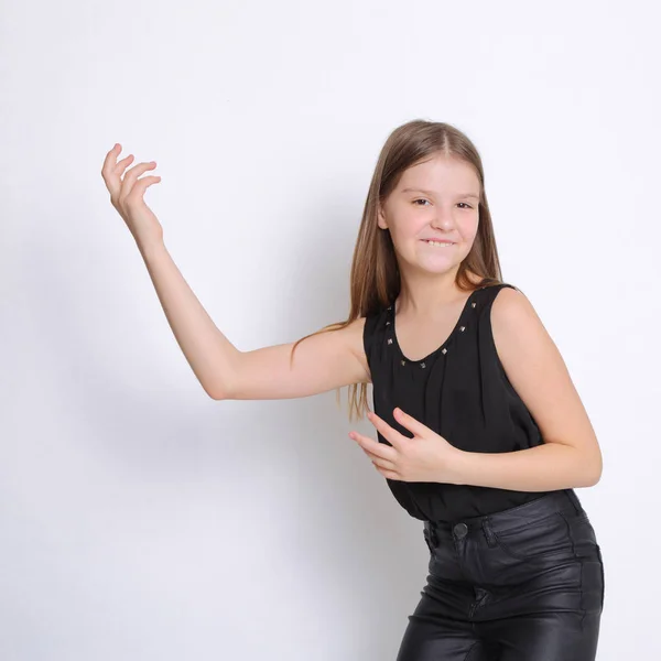 Schönes Studioporträt Eines Europäischen Kaukasischen Teenie Rockstars — Stockfoto