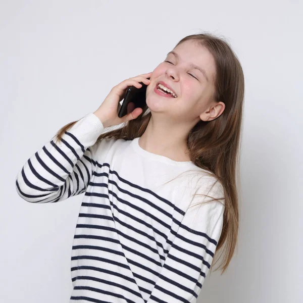 Schulmädchen Mit Handy Smartphone — Stockfoto