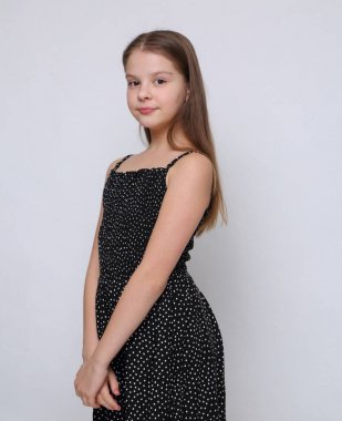 Güzel stüdyo Avrupa beyaz genç kız portresi