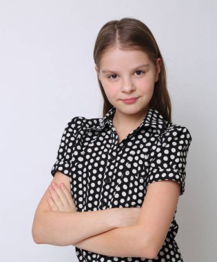 Güzel stüdyo Avrupa beyaz genç kız portresi