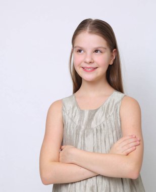 Güzel stüdyo Avrupa beyaz genç kız portresi