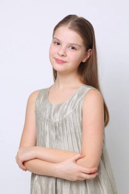 Güzel stüdyo Avrupa beyaz genç kız portresi