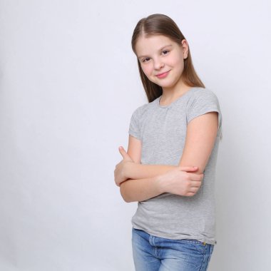 Beautirul studio Avrupa beyaz genç kız portresi