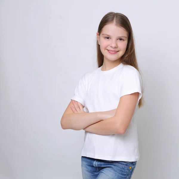 Europese Kaukasische Tiener Meisje Poseren Camera Als Een Model — Stockfoto
