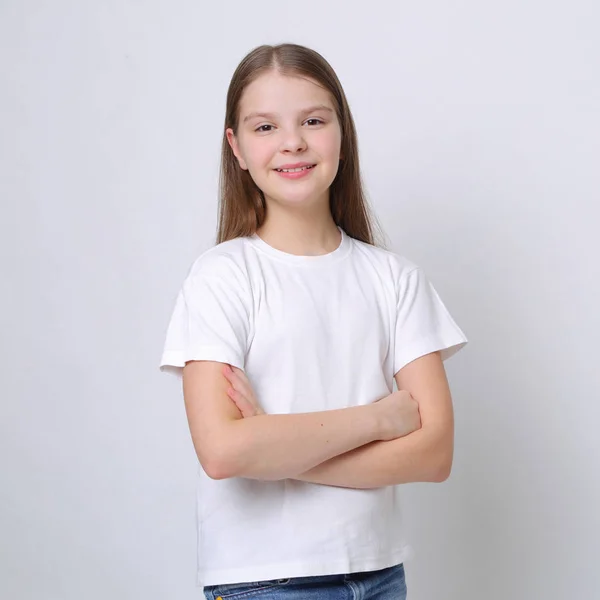 Avrupa Beyaz Genç Kız Bir Model Olarak Kamera Poz — Stok fotoğraf