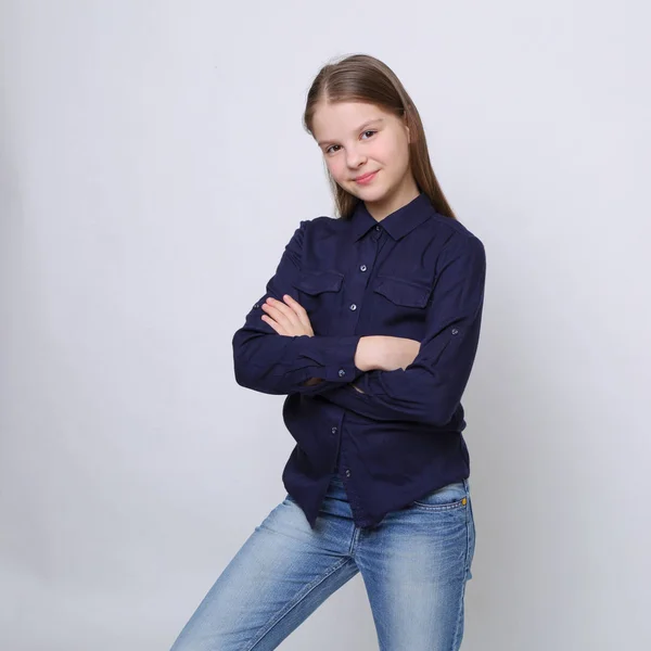 Retrato Estúdio Menina Adolescente Caucasiana Europeia — Fotografia de Stock