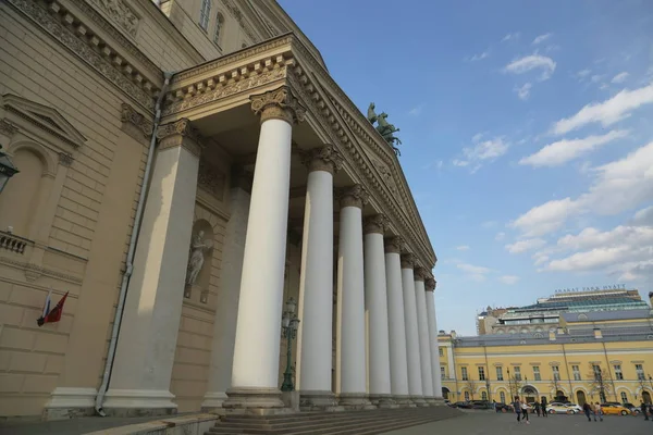 Moskva Ryssland April 2018 Quadriga Fyra Hästar Bär Chariot Skulpterad — Stockfoto