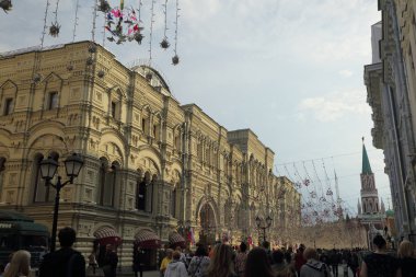 Moskova, Rusya - 30 Nisan 2018: Cephe görünümü sakız mağaza Red Square, Moscow, Rusya Federasyonu.