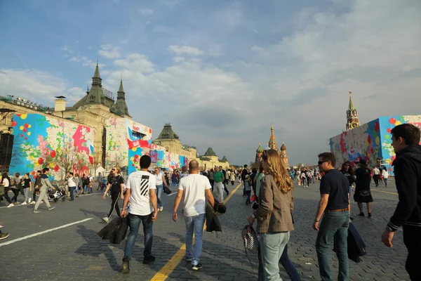 Moskou Rusland April 2018 Mensen Het Rode Vierkant Ingericht Eerste — Stockfoto