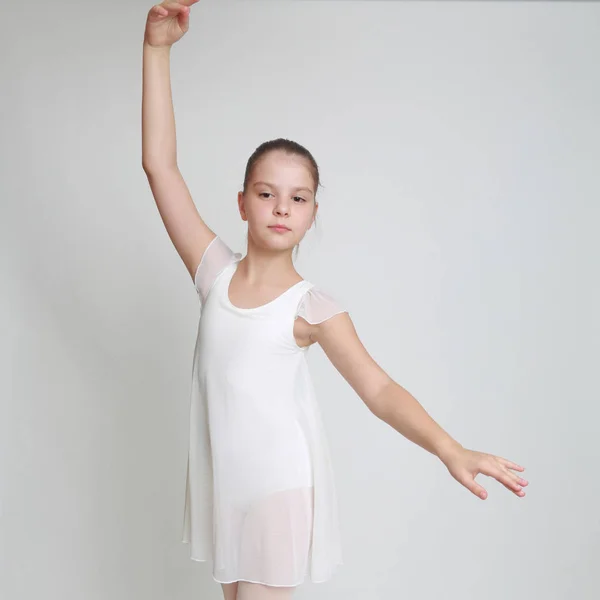 Belle Petite Ballerine Sur Pointe Studio — Photo