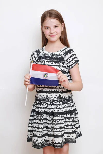 Λευκή Κοπέλα Και Σημαία Της Παράγκουα — Φωτογραφία Αρχείου