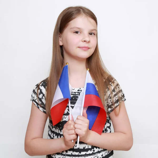 Ragazza Caucasica Con Bandiere Della Federazione Russa Della Francia — Foto Stock