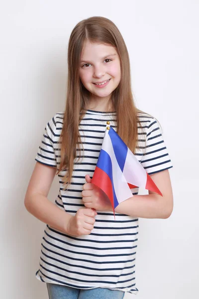 Fille Caucasienne Tenant Des Drapeaux Fédération Russie France — Photo
