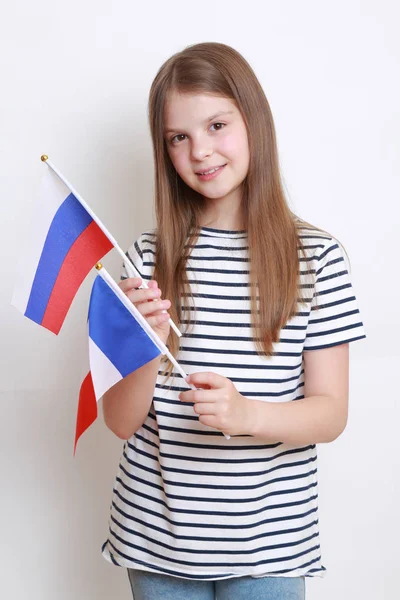 Biała Dziewczyna Flagami Federacji Rosyjskiej Francji — Zdjęcie stockowe