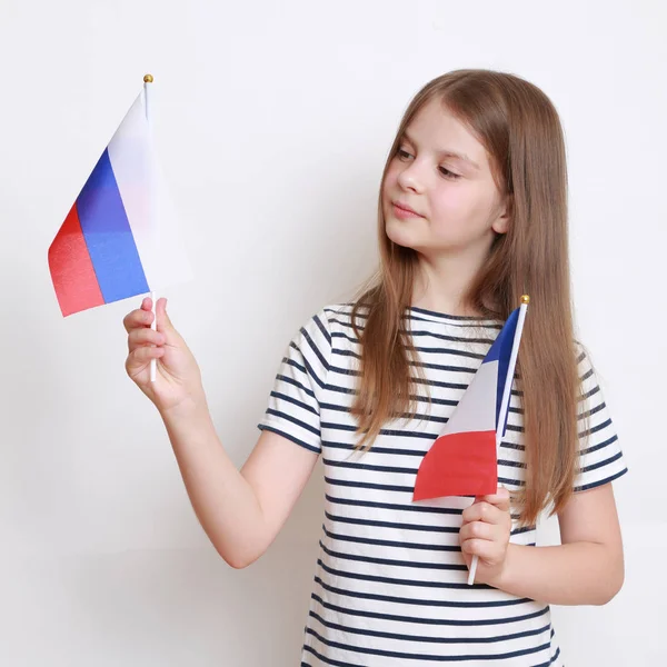 Fille Caucasienne Tenant Des Drapeaux Fédération Russie France — Photo