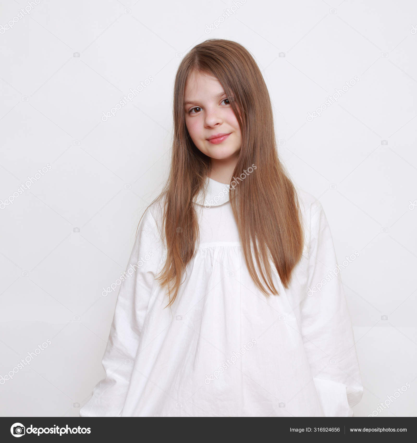 穿着睡衣的白人美女 图库照片 C Mari1photo 穿着睡衣的白人美女 图库照片 C Mari1photo