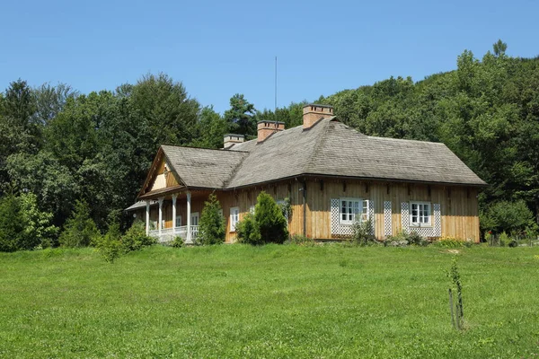 Traditionelle Holzhäuser Polen Authentische Und Historische Alte Bauernhäuser Auf Dem — Stockfoto