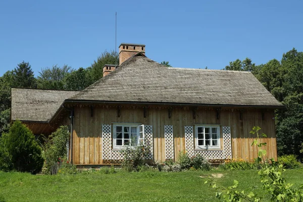 Tradiční Dřevěné Domy Polsku Autentické Historické Staré Chaty Zemi Etnografické — Stock fotografie
