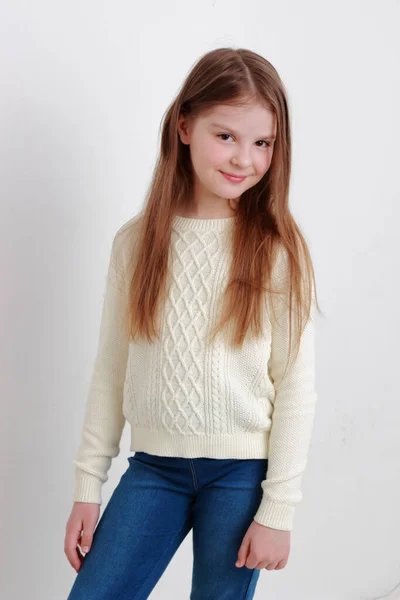 Adorable European Little Girl Posing Camera — Stock Photo, Image