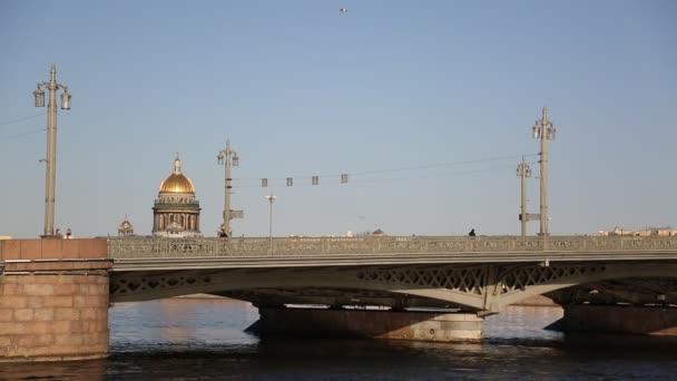 Мост Исаакиевский Собор Санкт Петербург Россия — стоковое видео