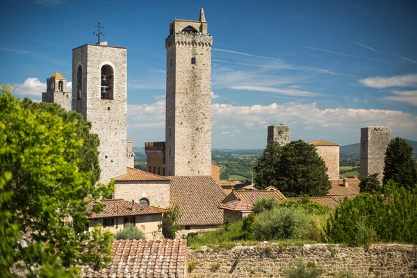 In the very heart of Tuscany - Aerial view of the medieval town — Stock Photo, Image