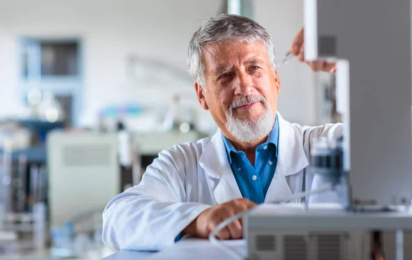 Professore Chimica Senior Dottore Laboratorio — Foto Stock