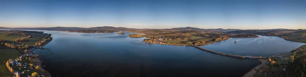 Le réservoir Lipno, barrage et centrale hydroélectrique — Photo