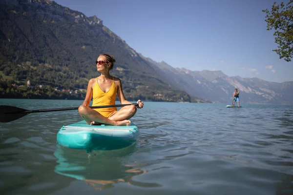 Sup Stand Paddle Board Concept Pretty Young Woman Paddle Boarding — Stock Photo, Image