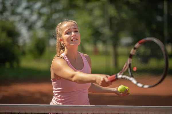 Pretty Young Woman Tennis Player Playing Clay Court Healthy Active — Stock Photo, Image