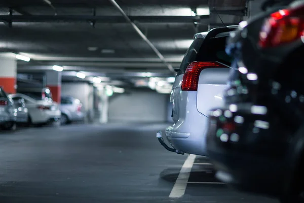 Estacionamento Subterrâneo Garagem Dof Raso Cor Tonificada Imagem — Fotografia de Stock