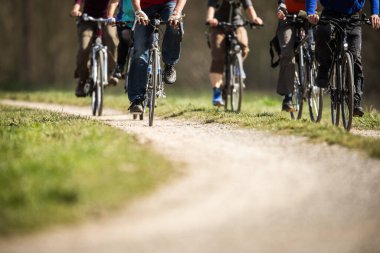 karışık bisiklet sürücüleri grubu