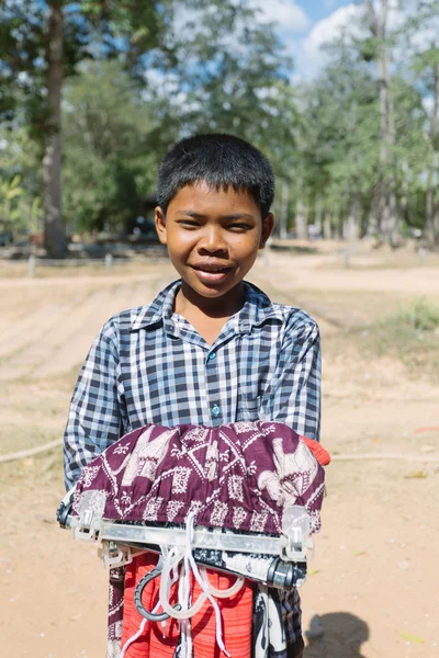 Barn försäljning i Kambodja — Stockfoto