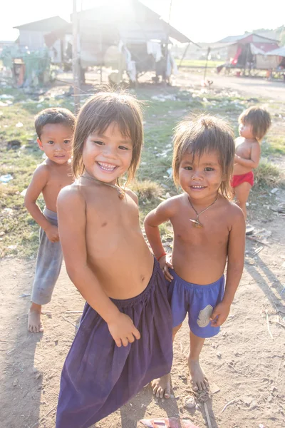 Kamboçya çocuklar Siem Reap yakın — Stok fotoğraf